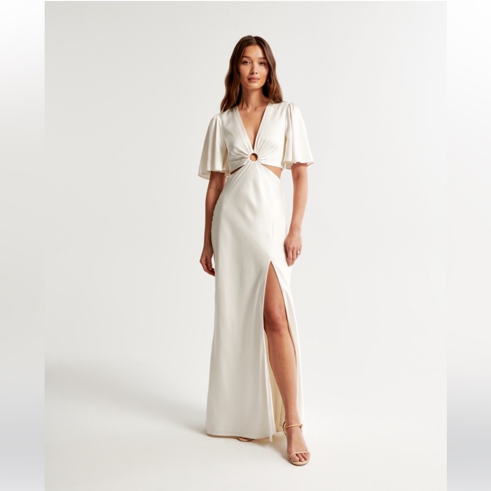 Angel Sleeve O-Ring Cutout Maxi Dress